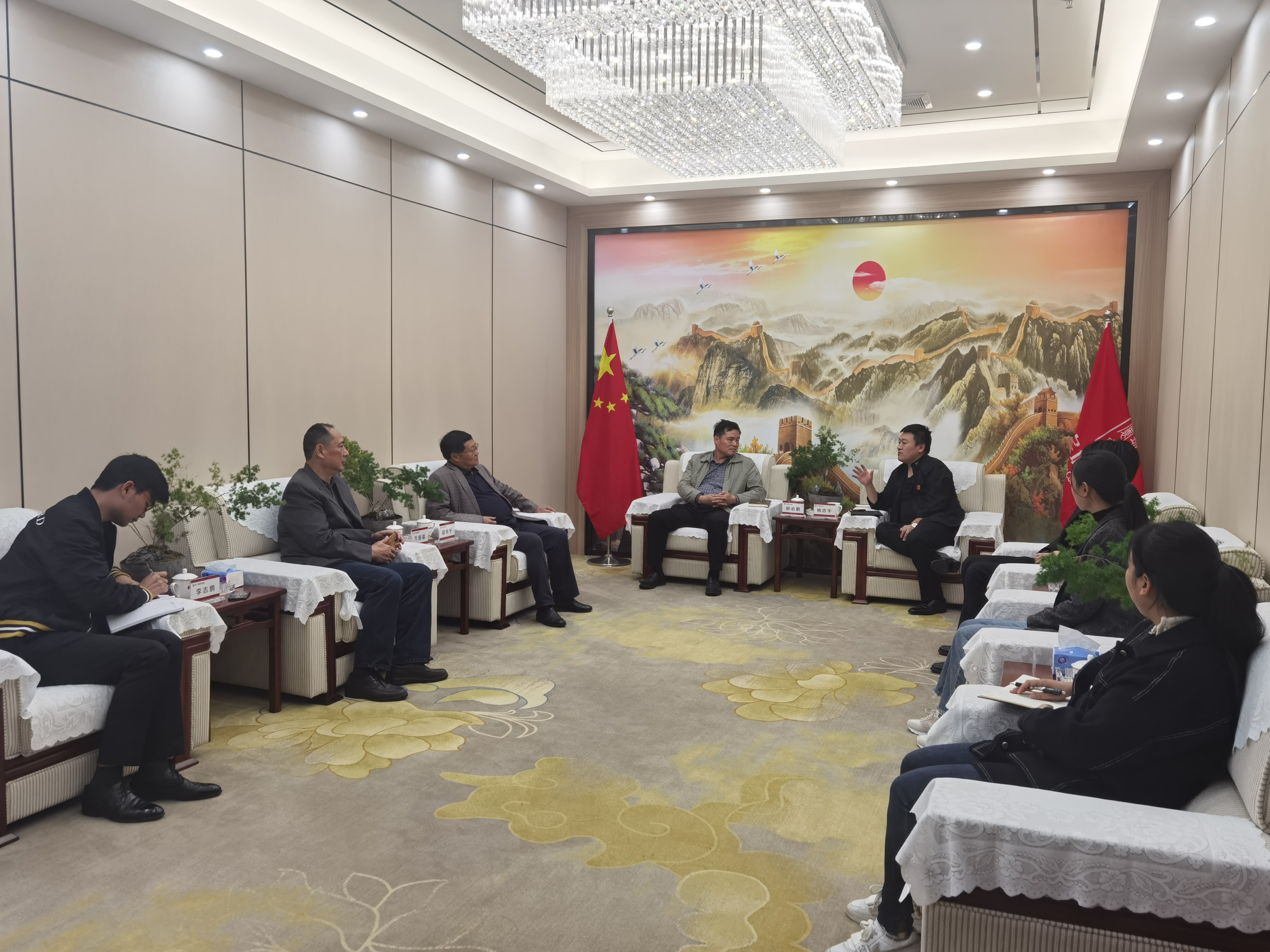 热烈欢迎新建区建筑业协会各位领导莅临我公司指导